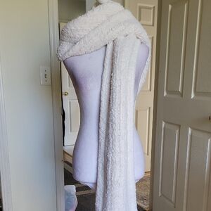 Echo Plush Sherpa Scarf in Ivory